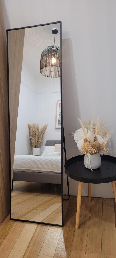 Boutique Beach House In The Heart Of St. Kilda เมลเบิร์น ภายนอก รูปภาพ