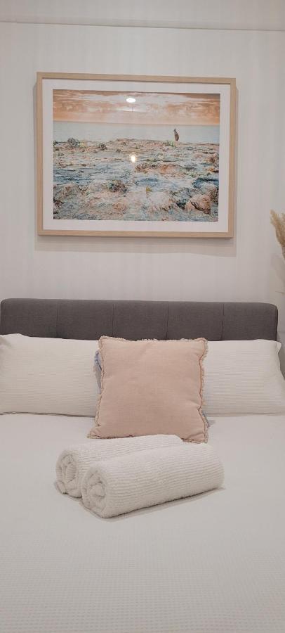 Boutique Beach House In The Heart Of St. Kilda เมลเบิร์น ภายนอก รูปภาพ